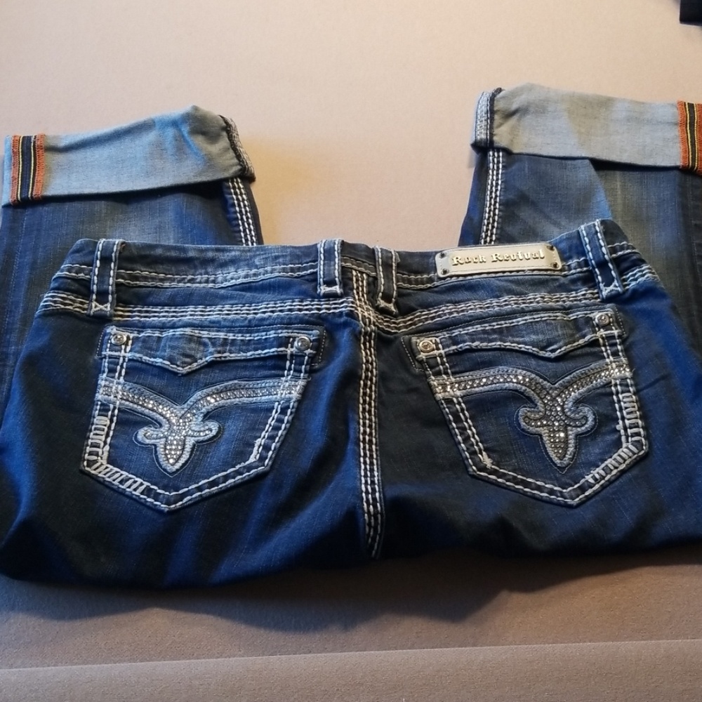 Rock Revival capris